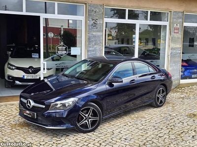 Usado Mercedes CLA180 Urban 109 HP (80 kW) 2018 Azul Sedan