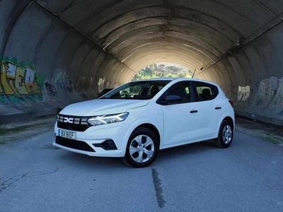 Usado Dacia Sandero 101 HP (74 kW) 2025 Branco Citadino