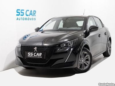 Peugeot e-208
