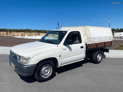 usado Toyota HiLux Caixa de madeira