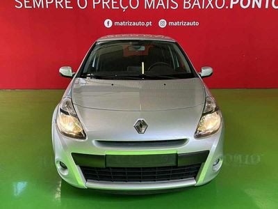 Cinzento Usado 2011 Renault Clio II Citadino | € 9.499