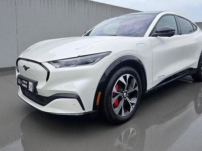 Branco Usado 2024 Ford Mustang Mach-E Premium SUV | € 47.890