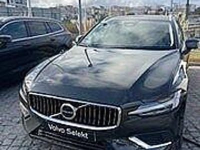 Cinzento Usado 2025 Volvo V60 Carrinha | € 49.500 (Caro)