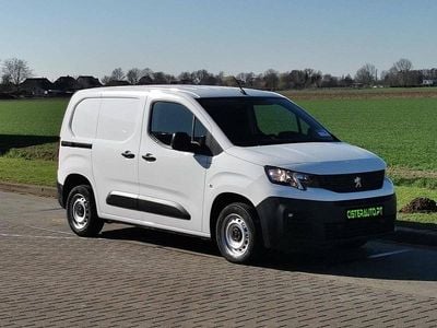 Usado Peugeot Partner 102 HP (75 kW) 2023 Branco Monovolume