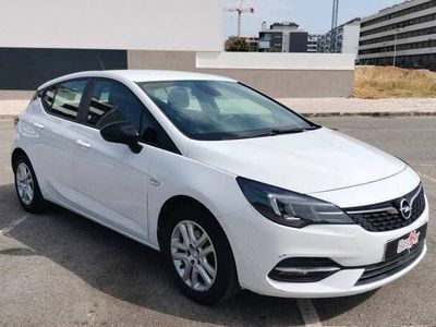 Usado Opel Astra 122 HP (89 kW) 2021 Branco
