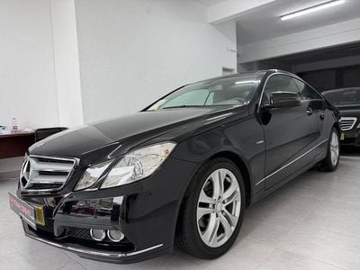 Preto Usado 2010 Mercedes E200 Elegance Cabrios | € 15.500
