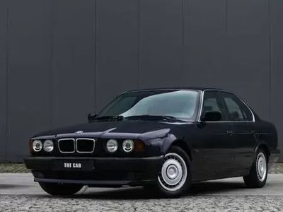 Usado BMW 520 150 HP (110 kW) 1994 Azul Sedan
