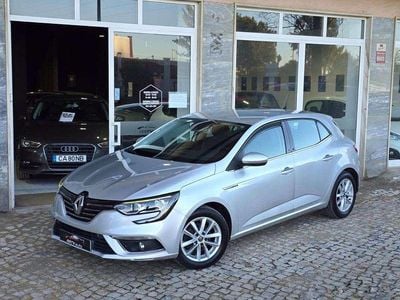 Cinzento Usado 2016 Renault Mégane III Intens | € 10.950 (Super Preço)