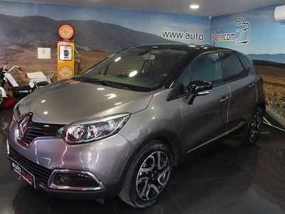 Cinzento Usado 2015 Renault Captur SUV | € 12.500 (Preço justo)