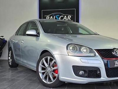 Usado VW Jetta 140 HP (102 kW) 2005 Outra