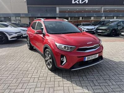 Usado Kia Stonic 100 HP (73 kW) 2025 Vermelho SUV