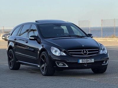 Preto Usado 2006 Mercedes R320 Monovolume | € 10.900