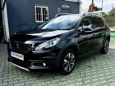 Usado Peugeot 2008 110 HP (80 kW) 2019 Preto SUV