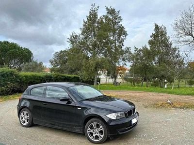 Usado BMW 116 122 HP (89 kW) 2009 Preto Citadino