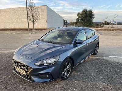 Usado 2018 Ford Focus ST-Line Sedan | € 9.990 (Preço justo)