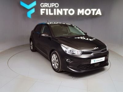 Usado Kia Rio 100 HP (73 kW) 2023 Preto Citadino