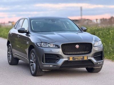 Usado Jaguar F-Pace R-Sport 180 HP (132 kW) 2017 Cinza SUV