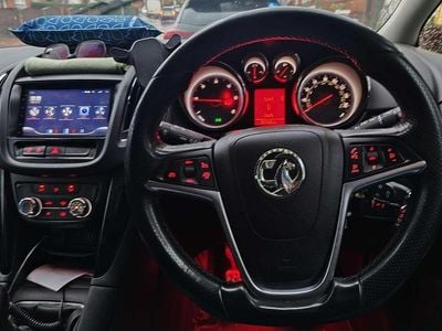 Usado Vauxhall Zafira Tourer 165 HP (121 kW) 2014 Monovolume