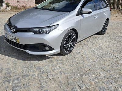 Usado Toyota Auris 90 HP (66 kW) 2017 Sedan