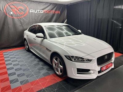 Branco Usado 2017 Jaguar XE Sedan | € 19.990 (Caro)