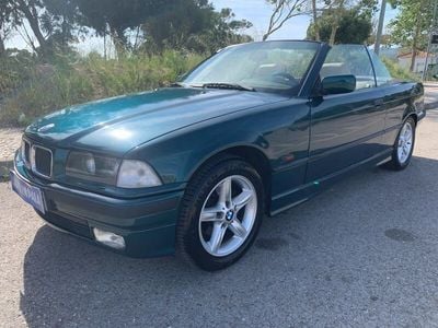 Verde Usado 1996 BMW 318 Cabriolet Cabrios | € 8.000