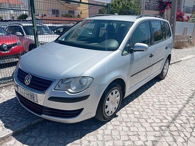 Cinza Usado 2008 VW Touran Conceptline Monovolume | € 7.900
