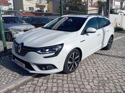 Branco Usado 2020 Renault Mégane GrandTour Bose Edition Carrinha | € 11.900 (Preço justo)