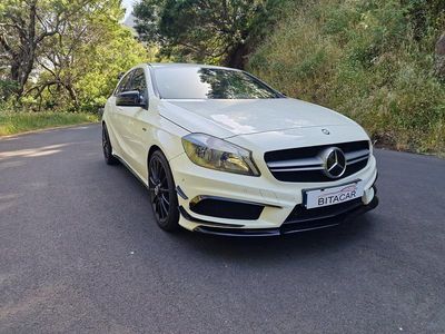 Branco Usado 2015 Mercedes A180 AMG line | € 20.950 (Preço elevado)