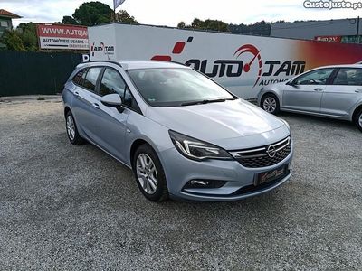 Usado Opel Astra Innovation 110 HP (80 kW) 2017 Cinza Carrinha