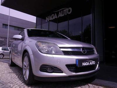 usado Opel Astra Cabriolet 1.9 CDTi