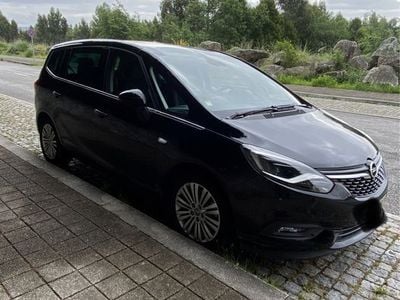 usado Opel Zafira 1.6 Diesel