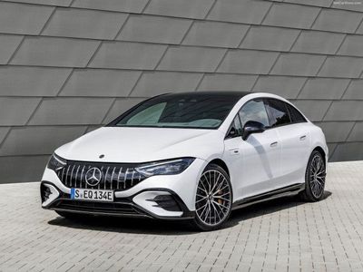 Usado Mercedes EQE500 Edition 300 kW (408 HP) 2023 Cinzento Sedan