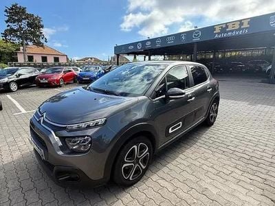Cinzento Usado 2022 Citroën C3 Feel Citadino | € 17.900 (Preço justo)