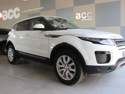 Usado Land Rover Discovery 5 SE Dynamic 150 HP (110 kW) 2019 Branco SUV