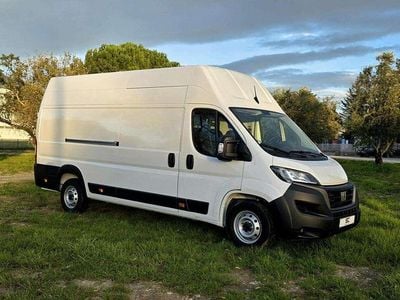 Branco Usado 2024 Fiat Ducato Van | € 26.950 (Bom preço)