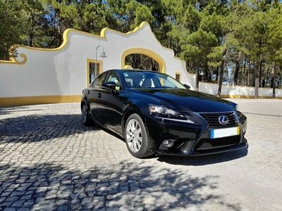 Lexus IS300h