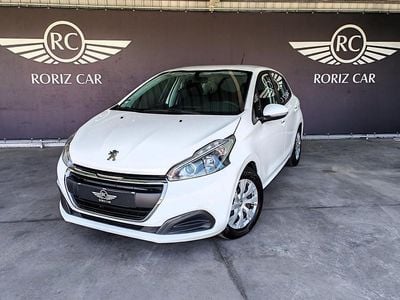 Branco Usado 2019 Peugeot 208 Active Citadino | € 11.900 (Bom preço)