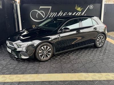 Usado Mercedes A200 163 HP (119 kW) 2025 Preto Sedan
