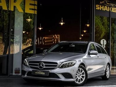 Usado Mercedes C180 Business 122 HP (89 kW) 2020 Cinzento Carrinha