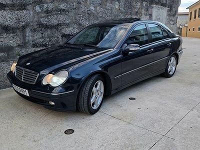 Usado 2001 Mercedes C270 Avantgarde Sedan | € 9.200