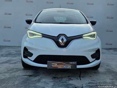 Branco Usado 2021 Renault Zoe Life Citadino | € 15.900 (Preço justo)