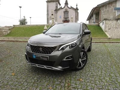 Cinzento Usado 2017 Peugeot 3008 Allure SUV | € 18.990 (Preço justo)