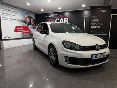 Branco Usado 2009 VW Golf VI Trendline Citadino | € 8.990 (Caro)
