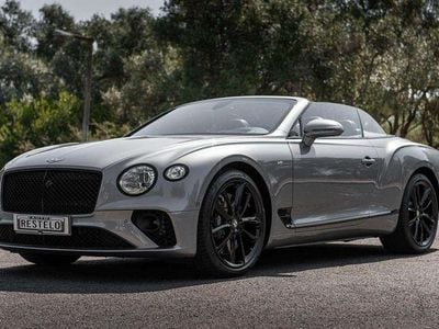 Usado Bentley Continental 550 HP (404 kW) 2021 Cinzento Sedan