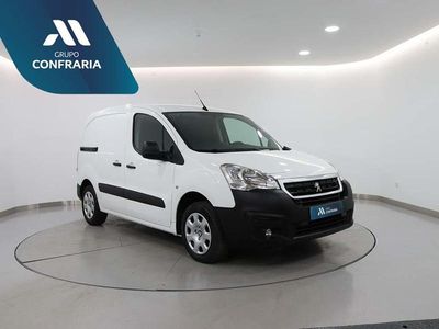 Branco Usado 2018 Peugeot Partner Monovolume | € 10.980 (Preço justo)