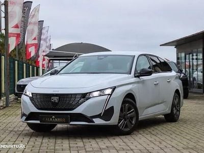 Usado Peugeot 308 SW 130 HP (95 kW) 2024 Branco Carrinha