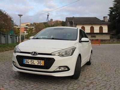 Usado 2017 Hyundai i20 Sedan | € 4.900 (Super Preço)