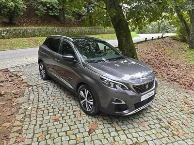 Cinzento Usado 2017 Peugeot 3008 | € 15.900 (Preço justo)