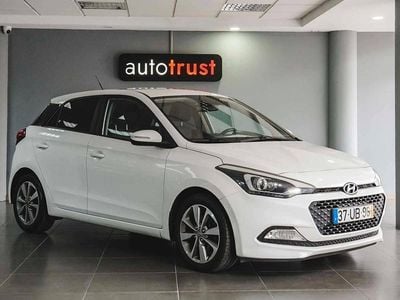 Branco Usado 2017 Hyundai i10 Citadino | € 11.900