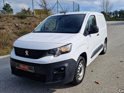 Branco Usado 2021 Peugeot Partner Monovolume | € 17.000 (Preço elevado)